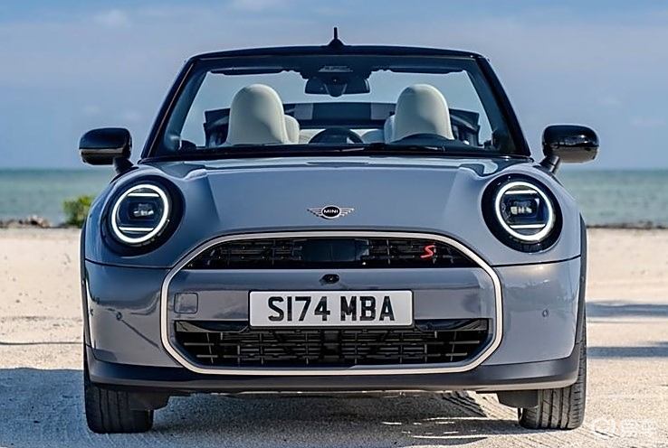新MINI Cooper S Convertible发布