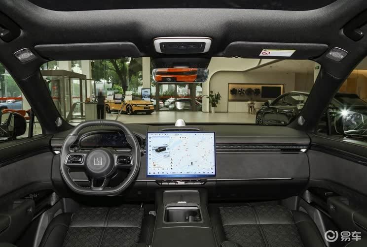 极氪7x内饰 9b17c610062042d1b170bc37cbfa2db6.jpeg