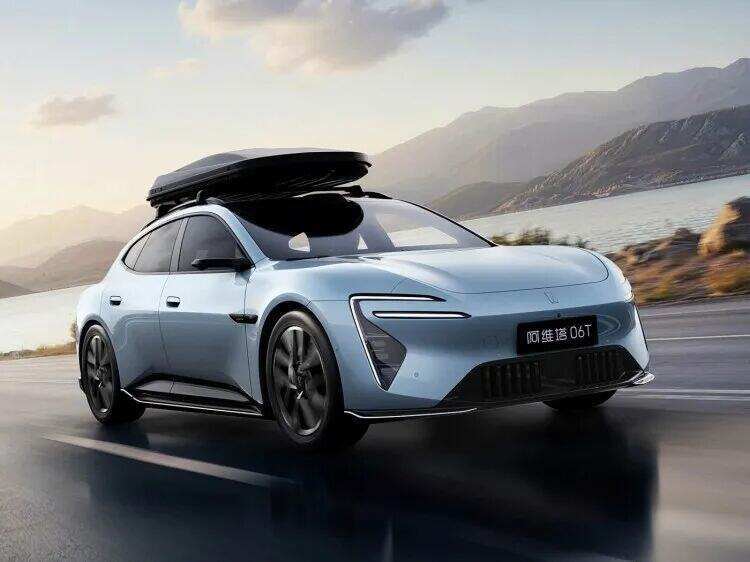 阿维塔联手华为造了一台旅行车！预售价22.99万起