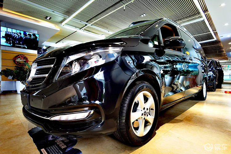 西安金泰福私人订制豪华商务车奔驰v9商务车