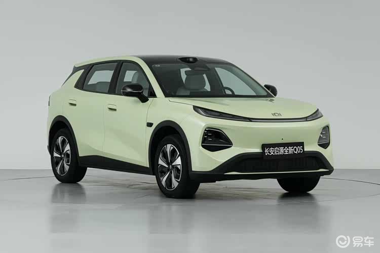 10来万都能买顶配，启源全新Q05和比亚迪元UP谁更划算