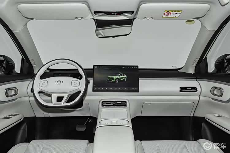 10来万都能买顶配，启源全新Q05和比亚迪元UP谁更划算