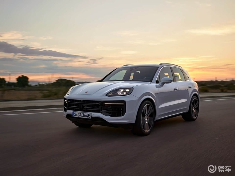 比卡宴还大，初期燃油为主，保时捷中国CEO透露新车计划