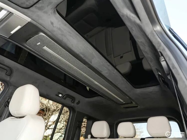 全车51个改装口！这台方盒子专为“玩乐”而生