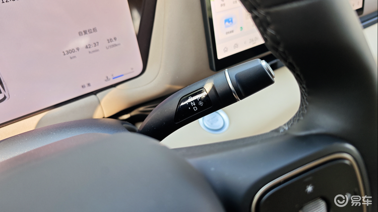 不吹不黑,实拍实测,博越L和哈弗H6L的核心差异全在这