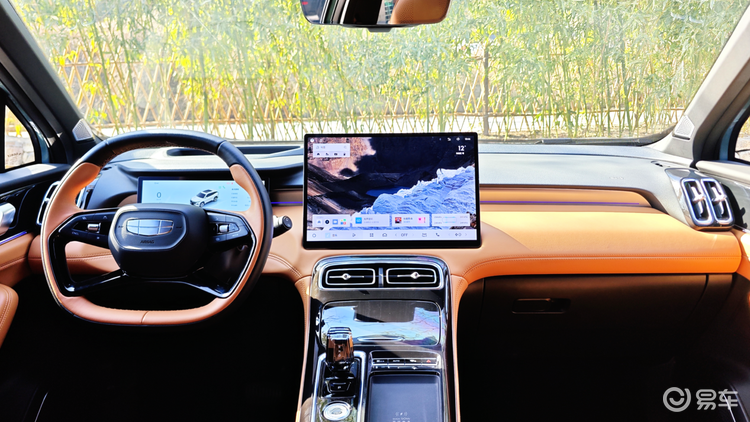 不吹不黑,实拍实测,博越L和哈弗H6L的核心差异全在这