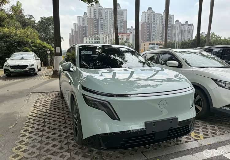 日产全新大五座SUV实车到店,增程纯电双版本,一季度上市