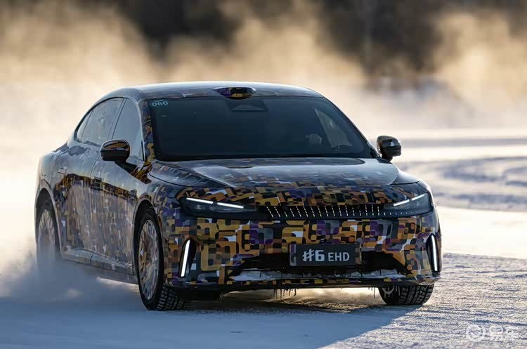 smart 精灵#6 EHD 插混轿车将于年中上市