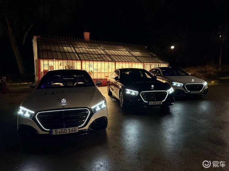 新一代奔驰S级出现在上海街头!整体气场提升明显