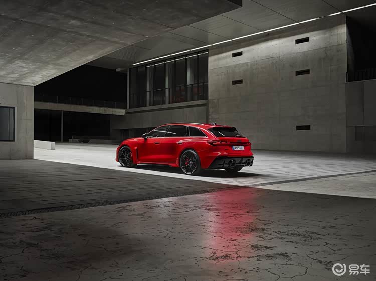 奥迪新RS5双车发布!海外售价折合人民币不到90万!