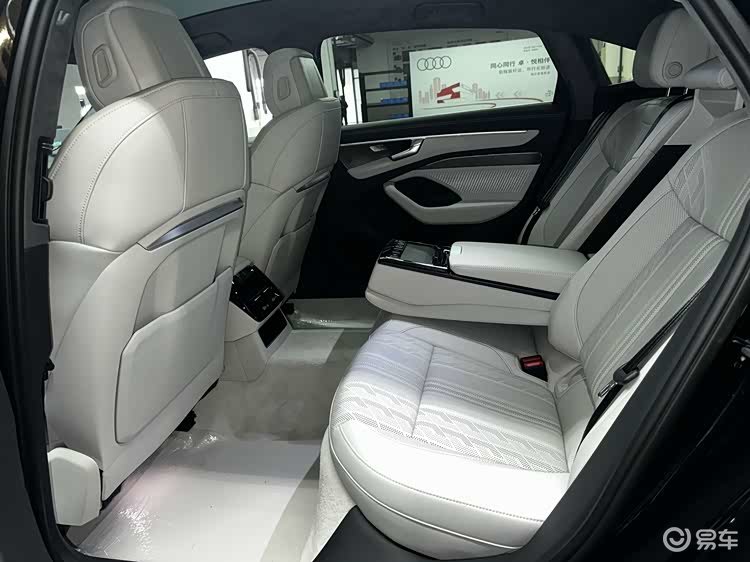 尺寸加长，可选激光雷达+空气悬架，全新奥迪A6L实车到店