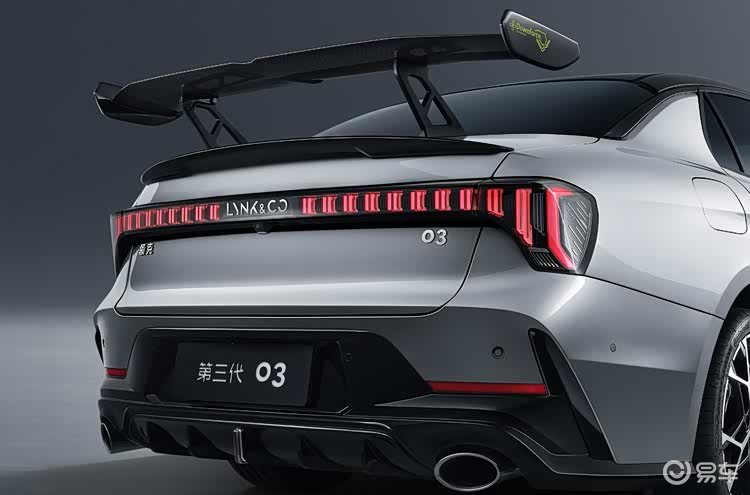 领克03新增车型来了,配碳纤维尾翼+红内饰!3月5日上市