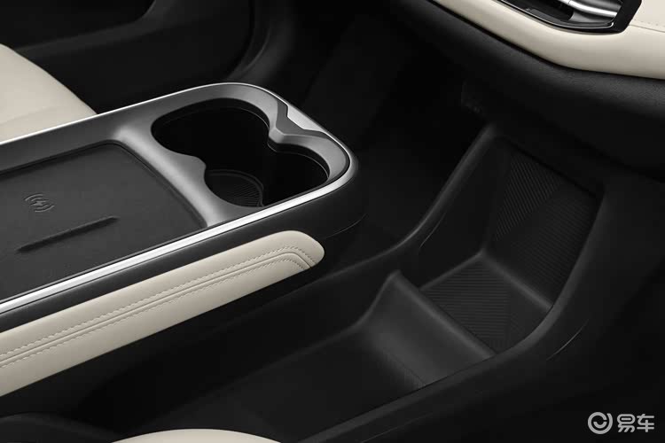 一汽奔腾2026款悦意03上市 售价7.98万元起