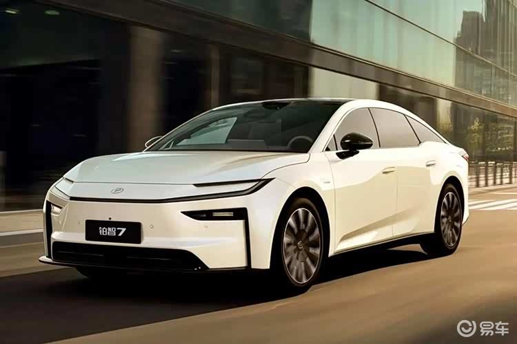 鸿蒙座舱 5.0+ 小米车载生态！丰田真会造电车了！