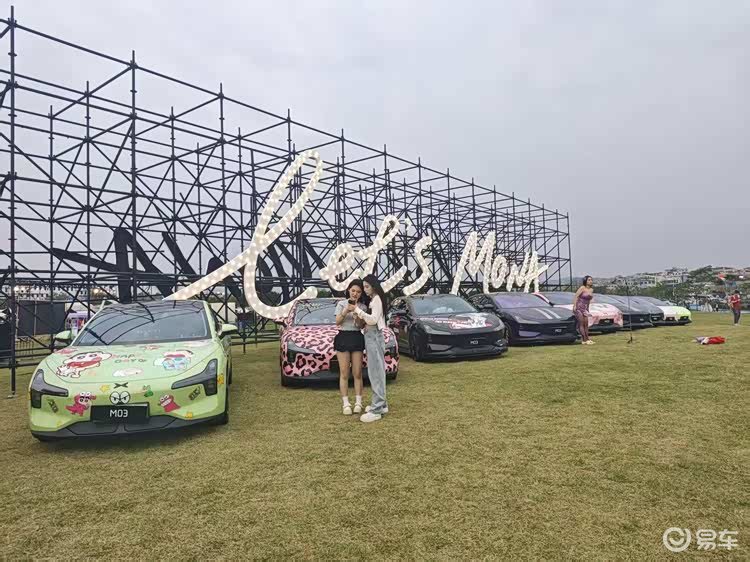26款MONA M03：想再霸榜A级纯电轿车，这次凭什么
