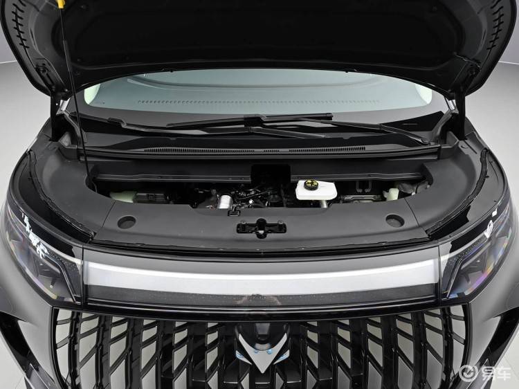 实车亮相!极狐问道V9终于来了