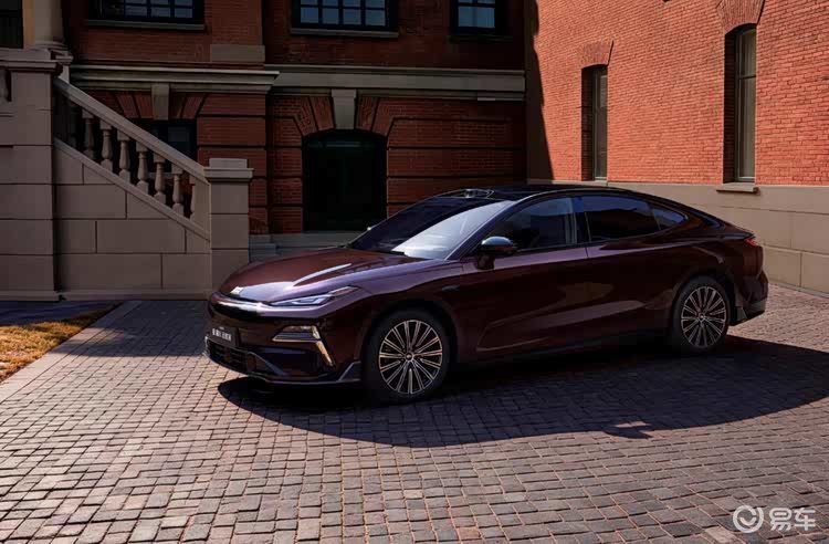 15万插混对决：星耀8、汉DM-i、风云A9L，谁值得买