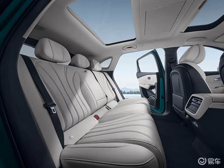 风云T9L正式上市 重塑15万级混动SUV价值标杆