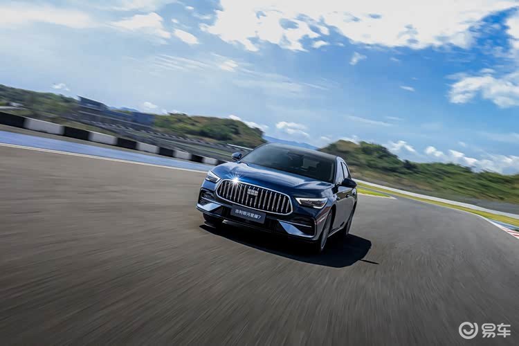 吉利银河星耀7开启预售：11.28万起，五大维度越级满配