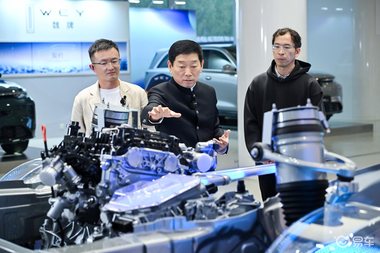 归元S平台重磅发布，魏牌V9X预售37.18万起