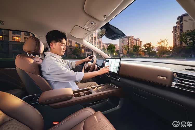 家用MPV新选择 五菱星光730尊享型上市