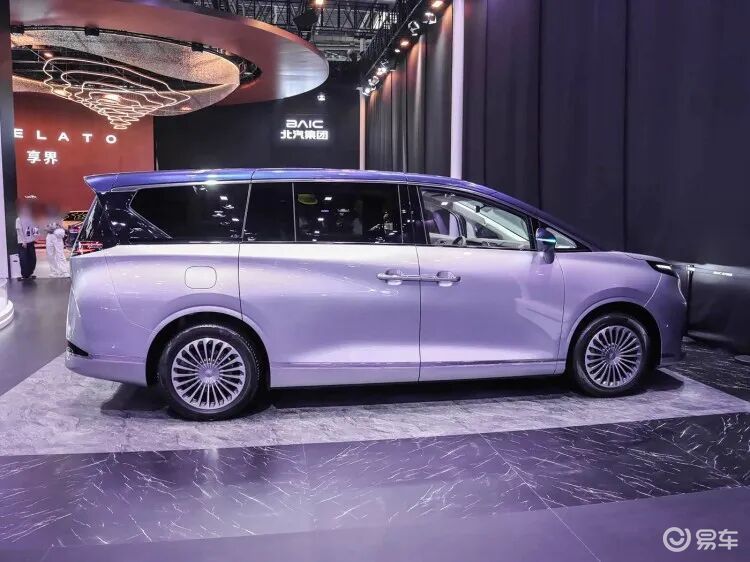 比竞品便宜10万！这台绿牌中大型MPV要火？
