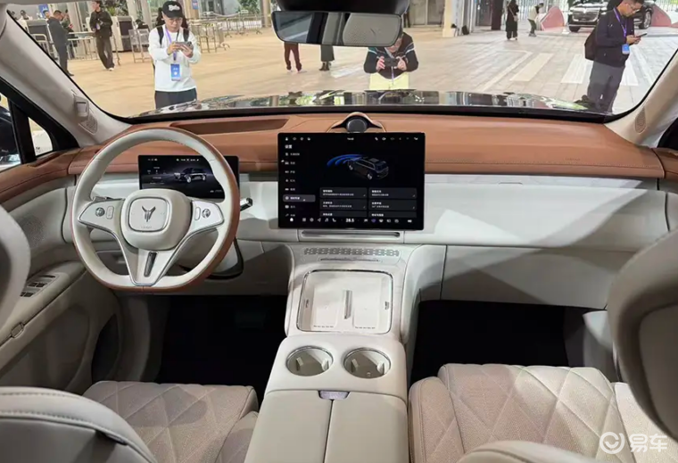 岚图泰山来了，首款量产L3级SUV，出事厂家负责