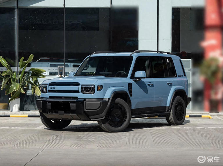 iCAR V27实车到店外观硬派轴距近3米,一季度上市