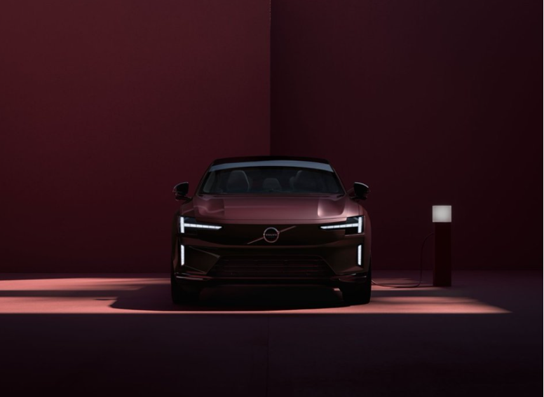 沃尔沃99周年庆发布三款新车,安全基因成电气化时代压舱石