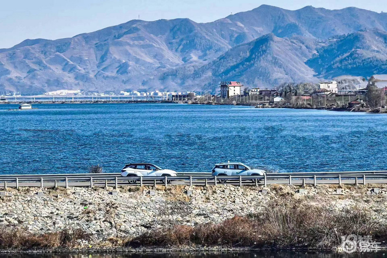 驾驶家用SUV也能纵情天涯，来自北京现代的“双子星”实力不俗
