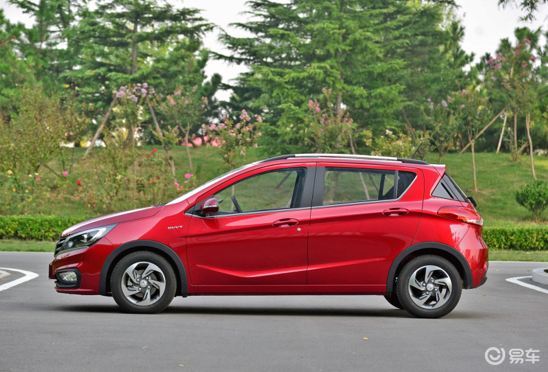 2l手动超值型 终端3.89万