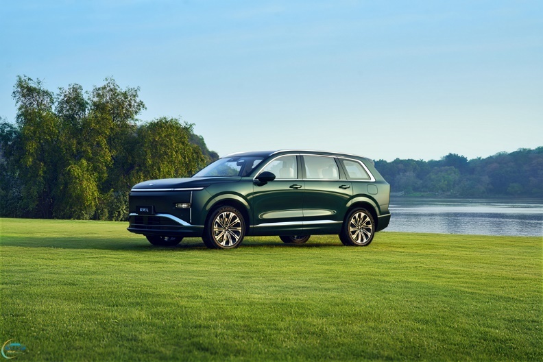 将在北京车展登场 五菱“长续航大六座SUV”星光L亮相