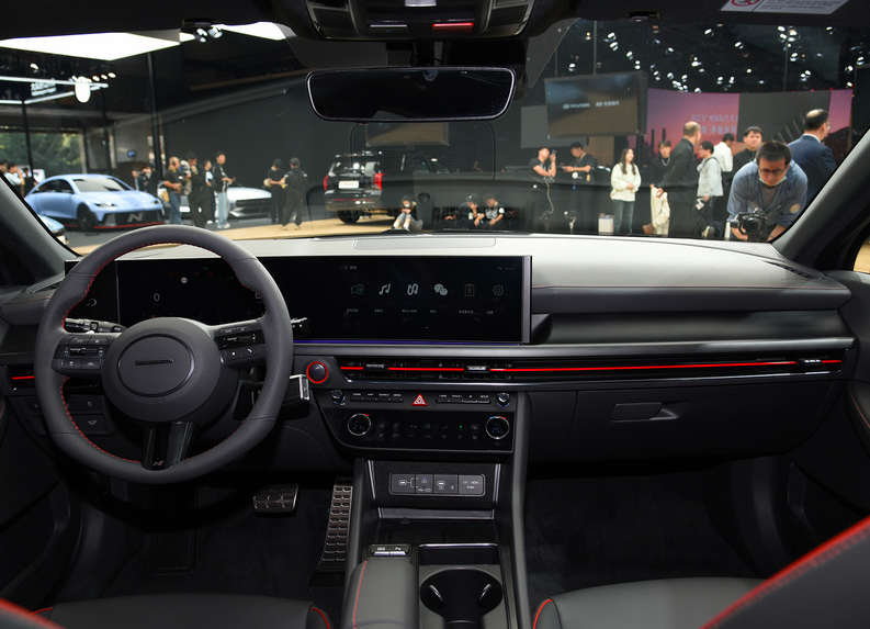 索纳塔八方向盘按键图解_易车知识库