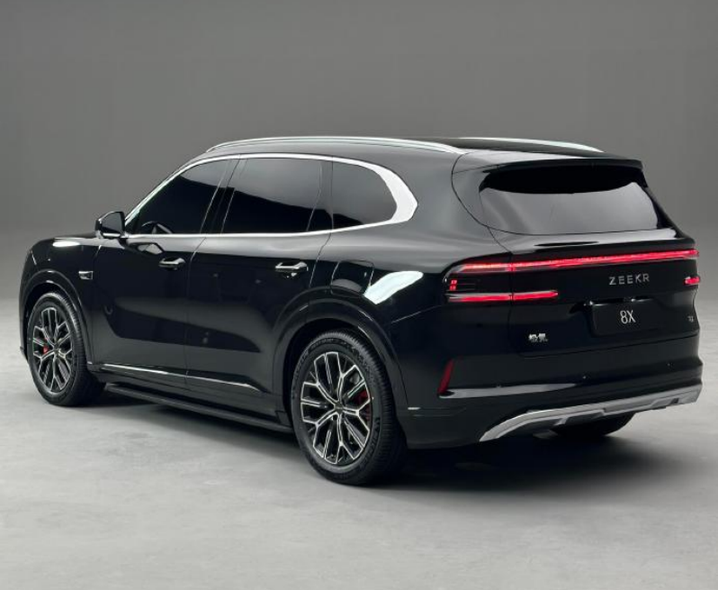 极氪8X预售！1400匹马力、2.96秒破百