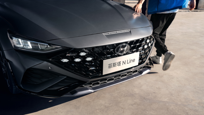 lafesta 菲斯塔车身-装饰条-尾翼-易车