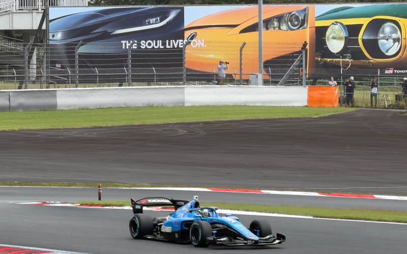 东京车展提前预览？丰田发布世纪轿跑、凌志LS六轮概念车