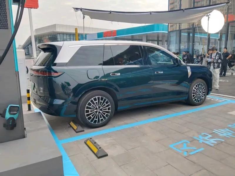 这个大唐没有伪装了，比亚迪这次是真放开了？