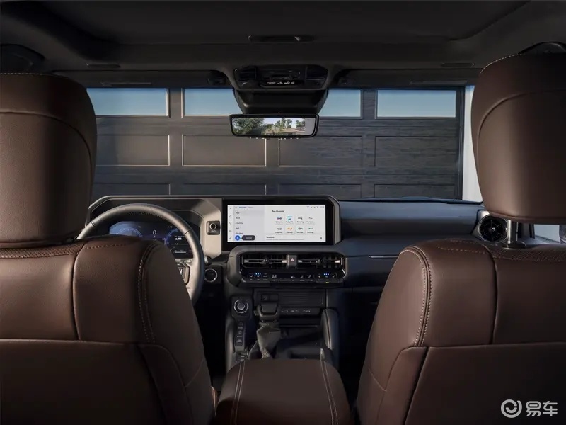 动力上,全新toyota land cruiser双车型均搭载了2.