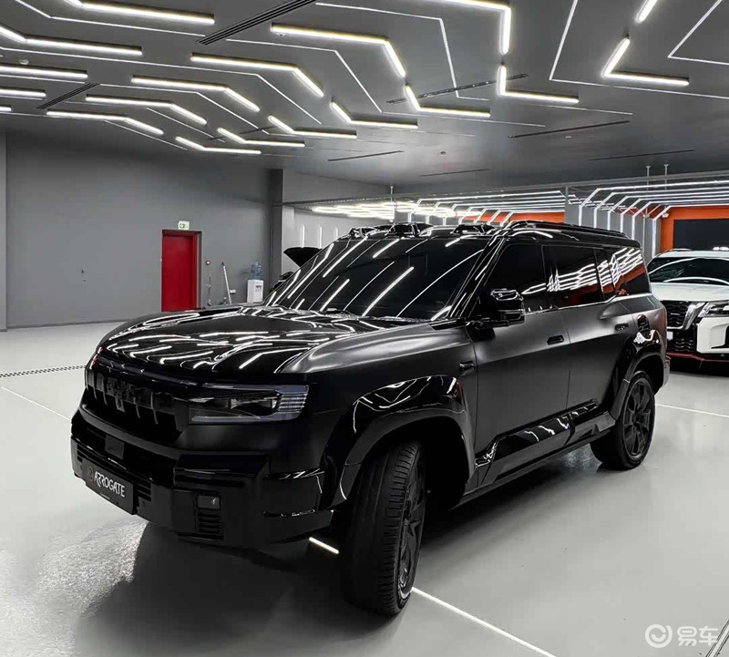 “黑武士版”方程豹豹8！搭2.0T超级插混，非官定很吸睛