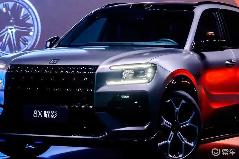 中国品牌直面硬刚BBA 极氪8X是空口号还是真实力?