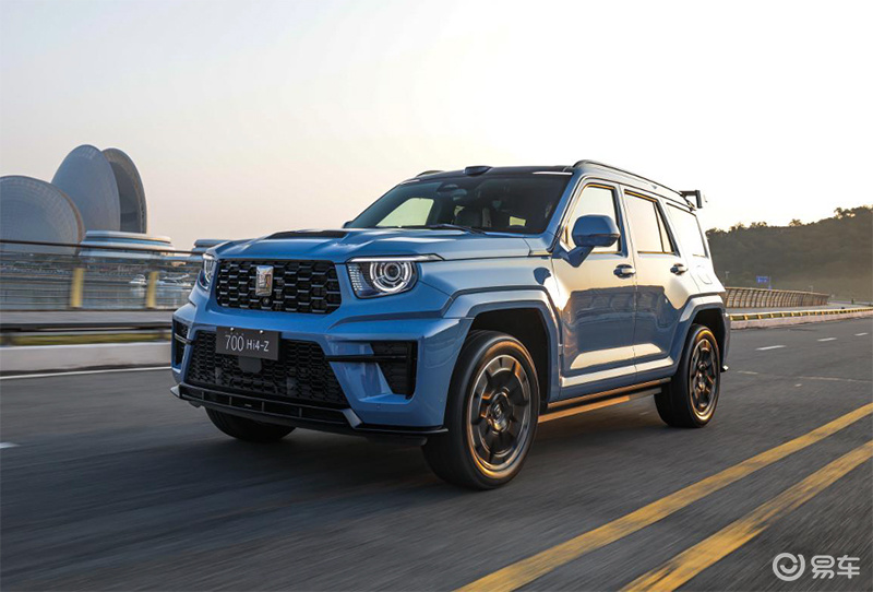 新坦克700价格不变：新增2.0T+大电池，智能舒适拉满