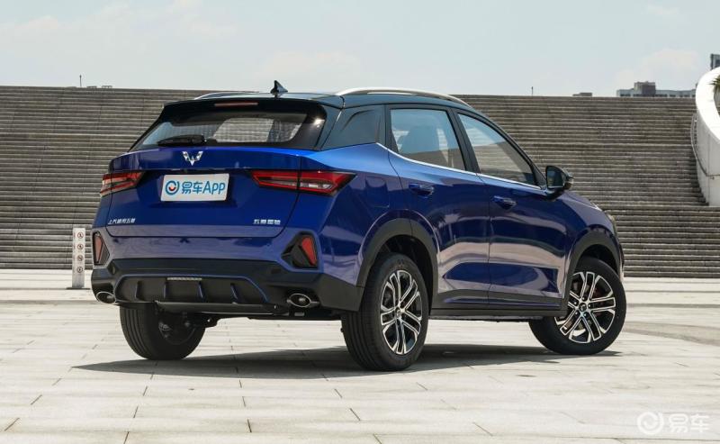 五菱星驰正式上市 售5.68万元起_易车