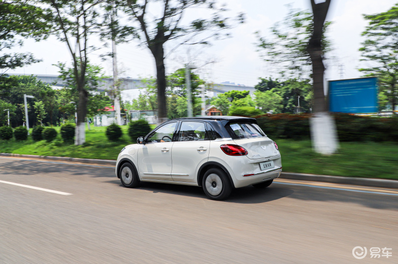 Precisely grasp the travel needs of young ladies with babies and test drive Wuling Bingo