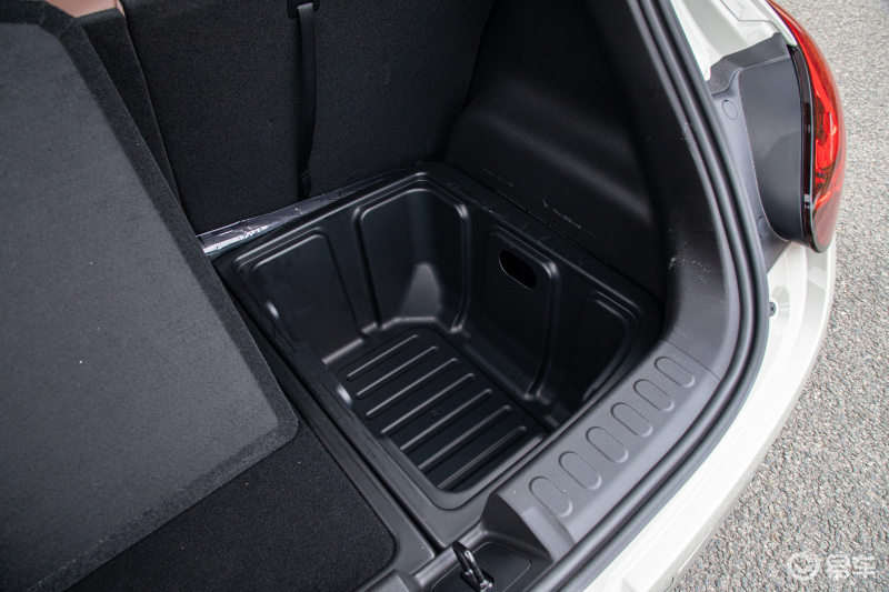 Precisely grasp the travel needs of young ladies with babies and test drive Wuling Bingo