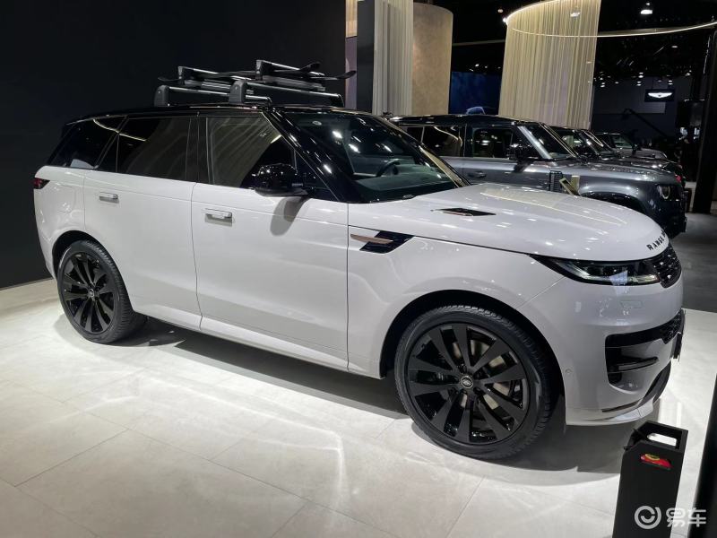 2023广州车展:2024款路虎揽胜运动版售96.80万元起_汽车产经网