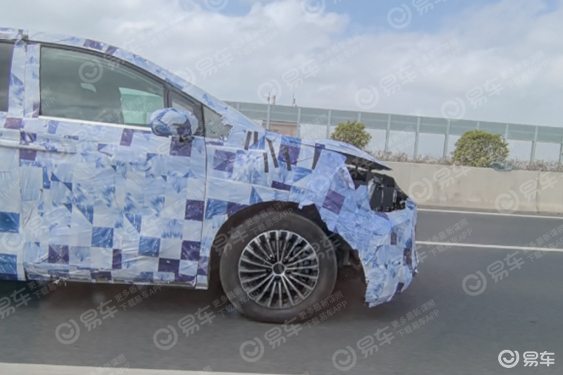 疑似比亚迪全新mpv车型路试谍照曝光或命名为唐max