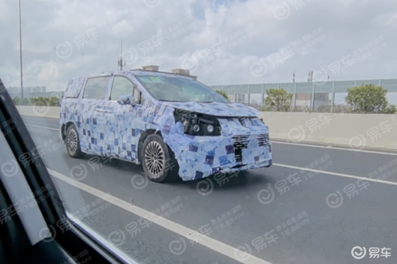 疑似比亚迪全新mpv车型路试谍照曝光或命名为唐max