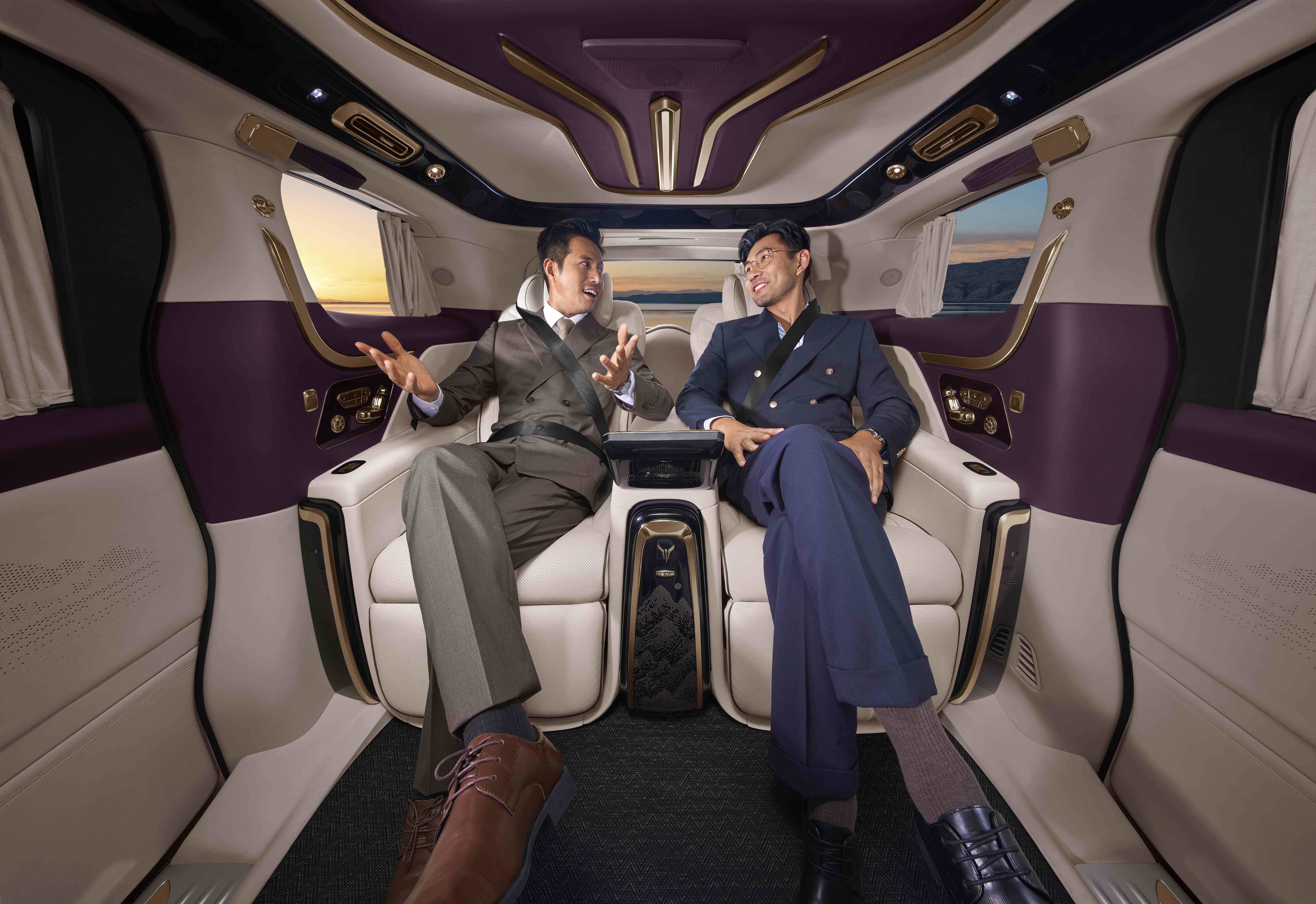 岚图梦想家山河旗舰四座MPV广州车展正式上市!