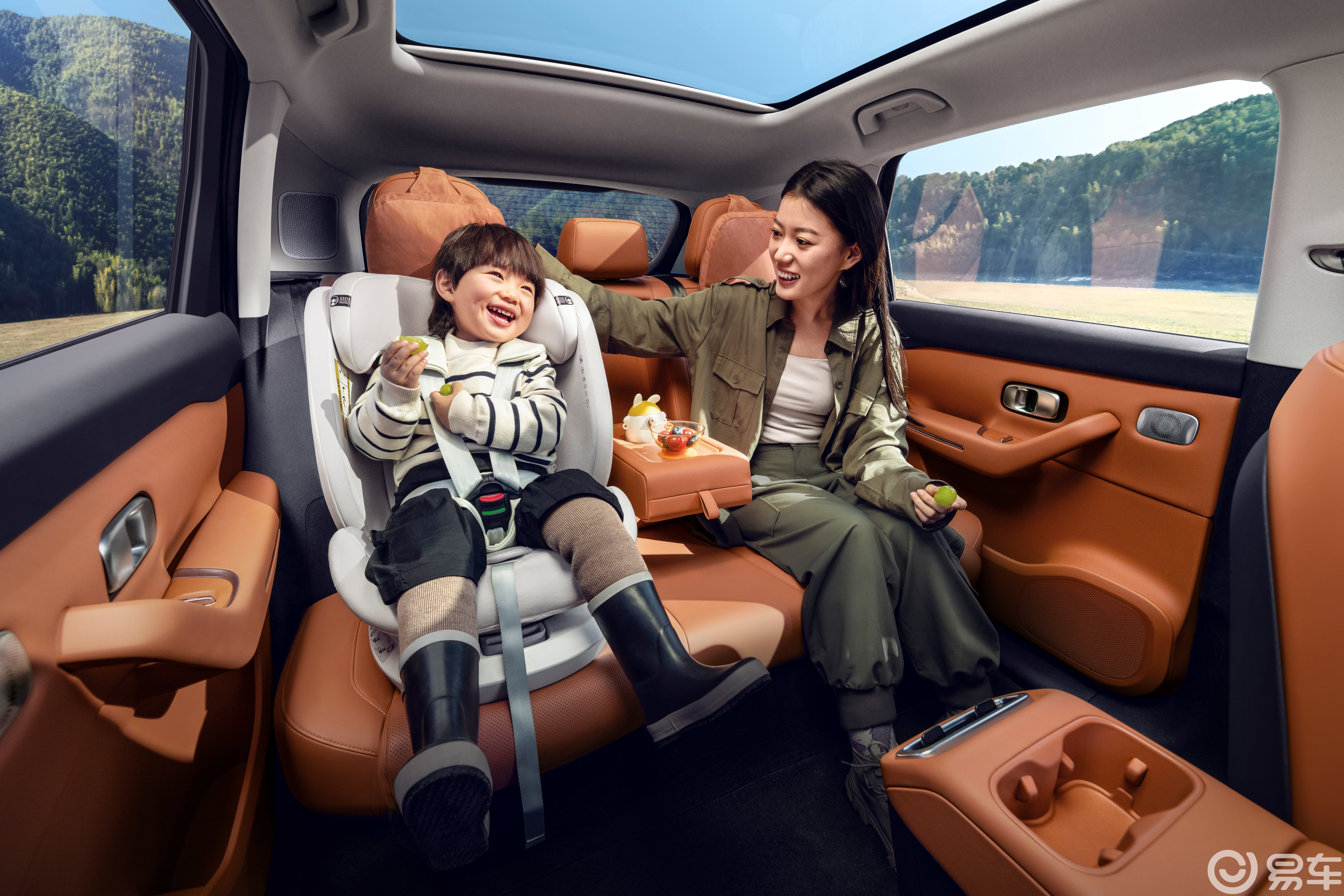 零跑C10全球月销突破2万!从OTA说起,看零跑凭什么?