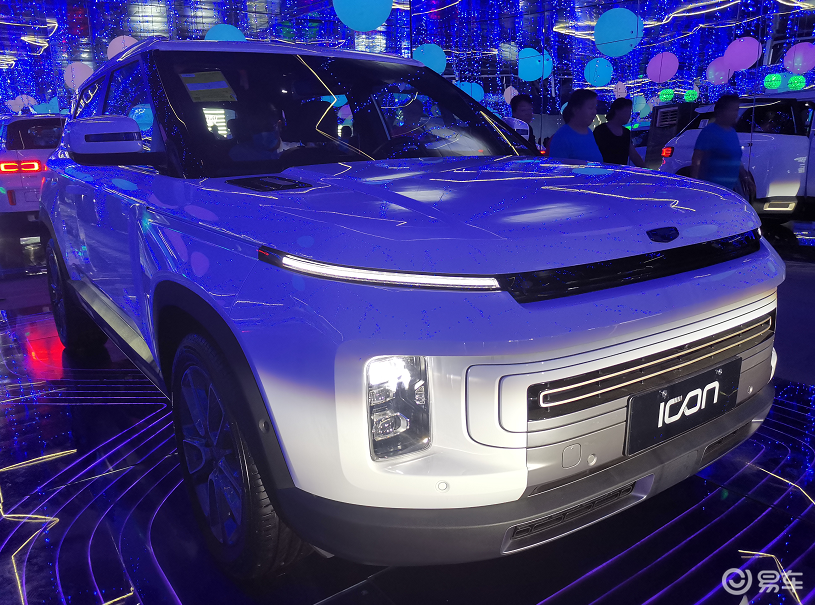 吉利icon车身_空调出风口_泊车